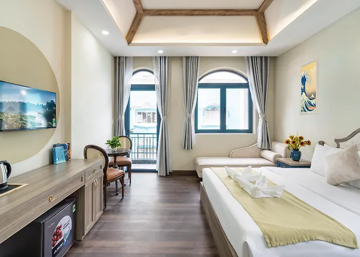 Jan Villa Saigon Oasis